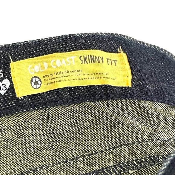 Roxy Gold Coast Skinny Fit Jean Shorts Size 13 - Picture 4 of 7